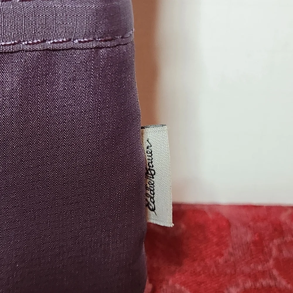 Eddie Bauer Purple Crossbody Bag LIKE NEW - Picture 2 of 7